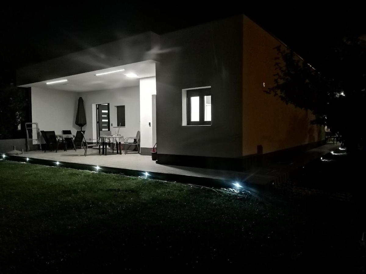 Apartments Ivano Split Exterior photo